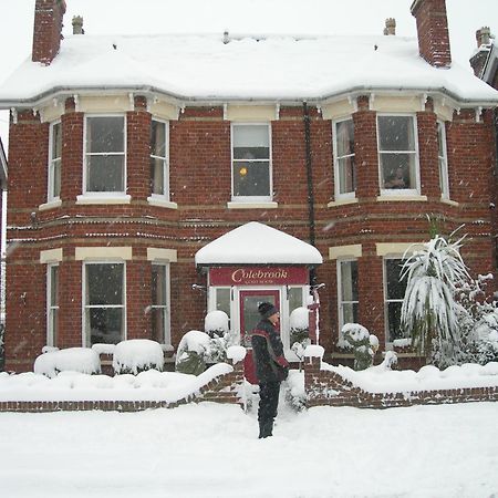 Colebrook Guest House Farnborough  Exterior foto